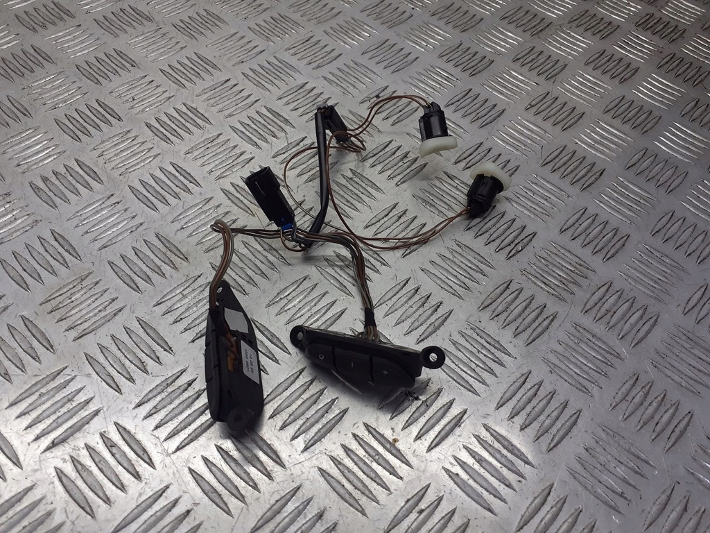 фото №1, Перемикач керма opel omega b