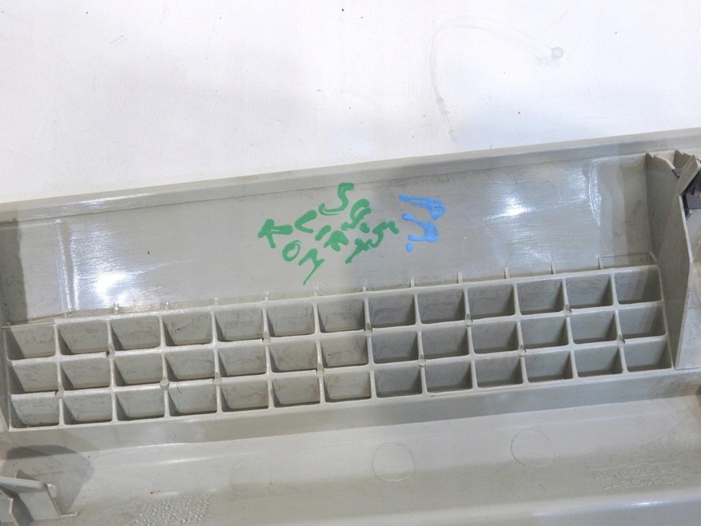 фото №6, Кронштейн кронштейн полка правый задняя saab 9-5 kombi