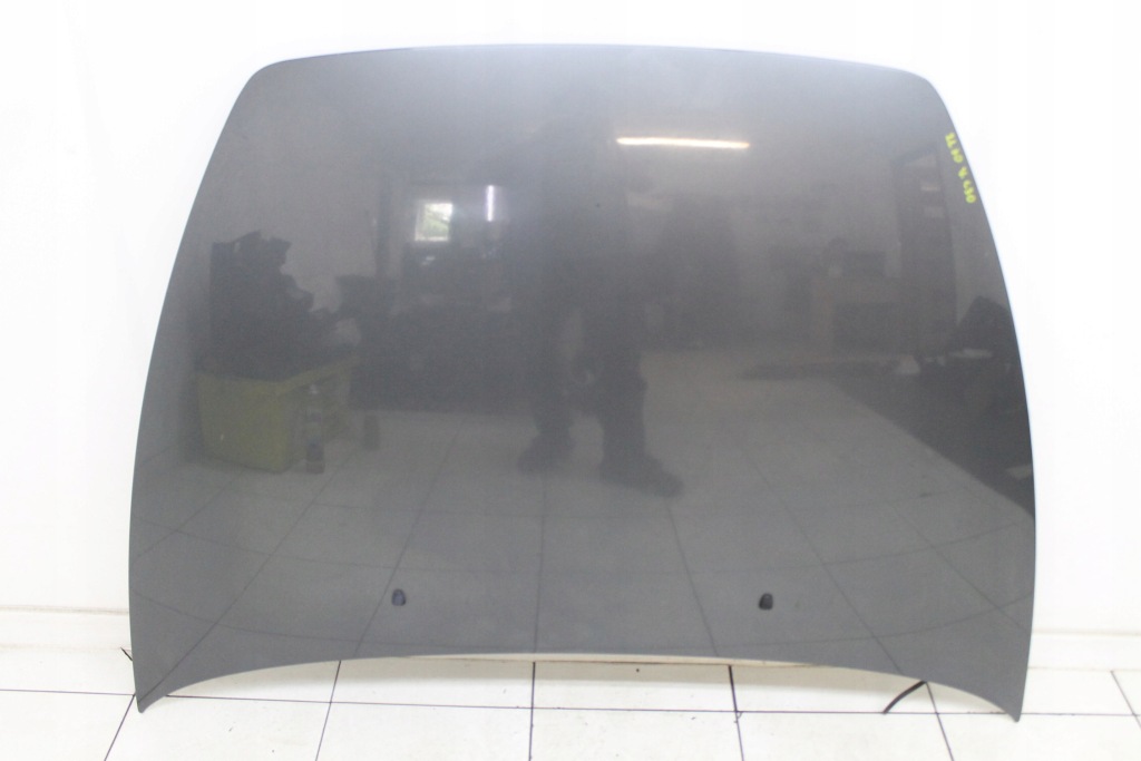 фото №1, Volvo c30 06r- капот кришка двигуна 455