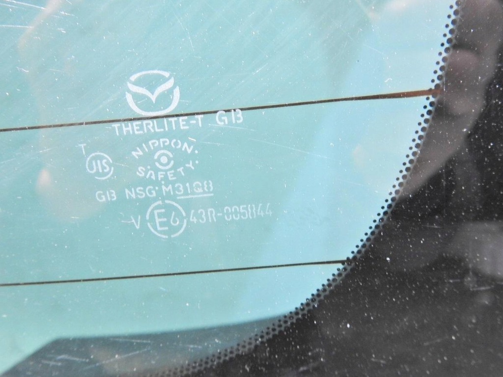 фото №8, Крышка багажника задняя стекло a3f mazda 5 i lift