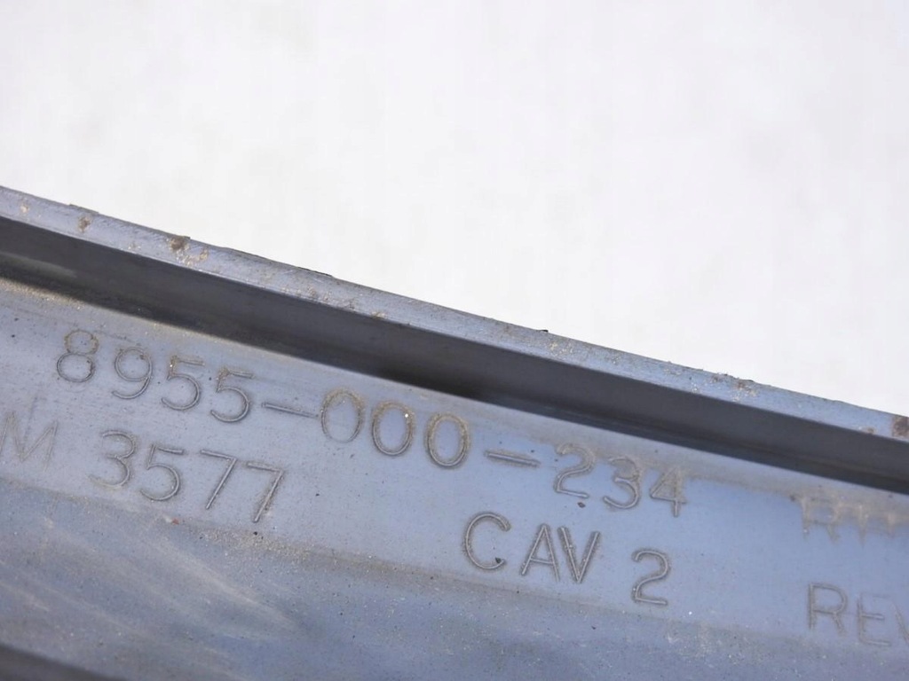 фото №9, Молдинг крила правий задня jeep cherokee xj 8955000234