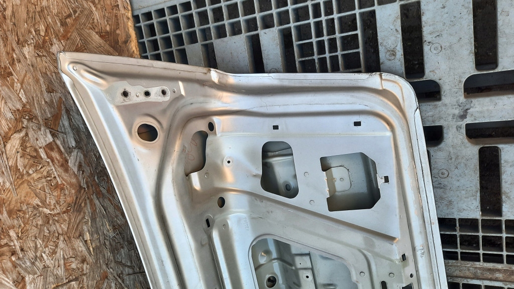 фото №16, Задня кришка багажника volvo s60 00-09r