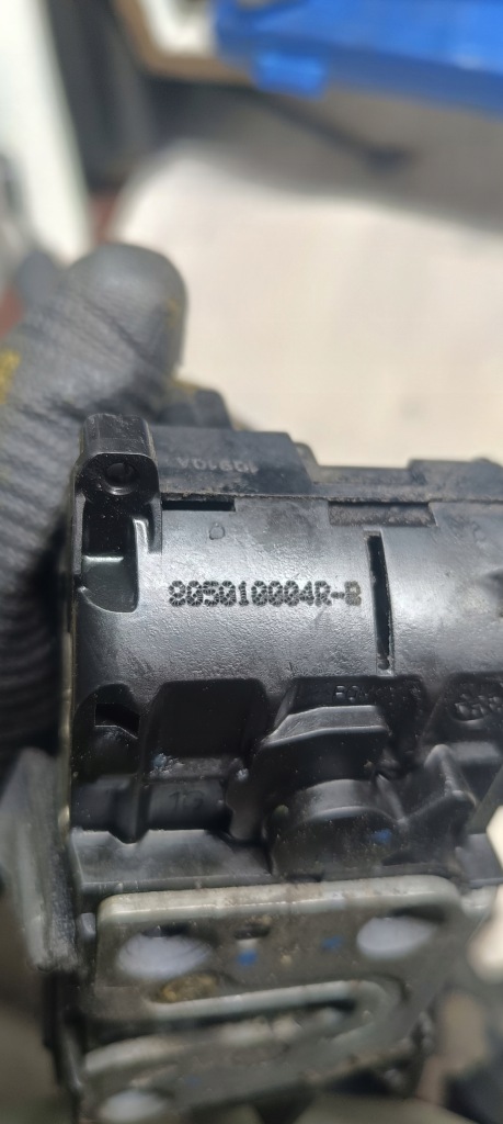 фото №3, Замок двері лівий перед renault laguna iii 4 pin 805010004r