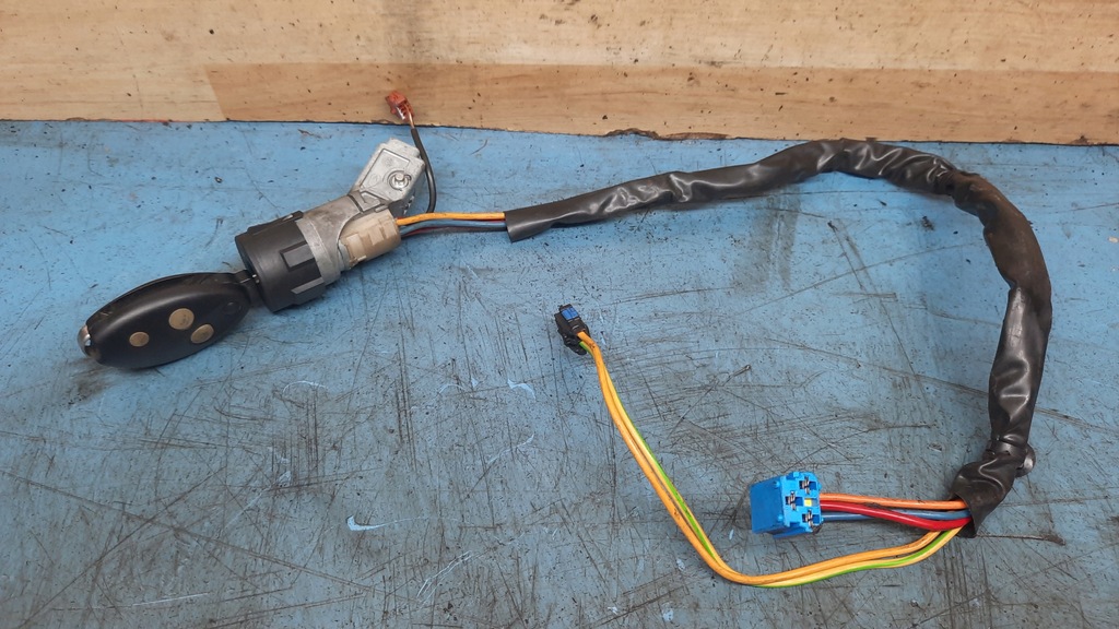 фото №1, Замок зажигания ключ citroen c5 i 00-04r