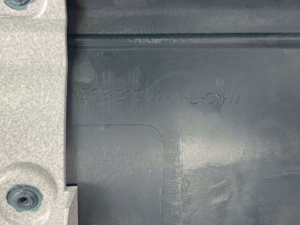 фото №8, Обшивка двері правий задня ford maverick 2022+ usa