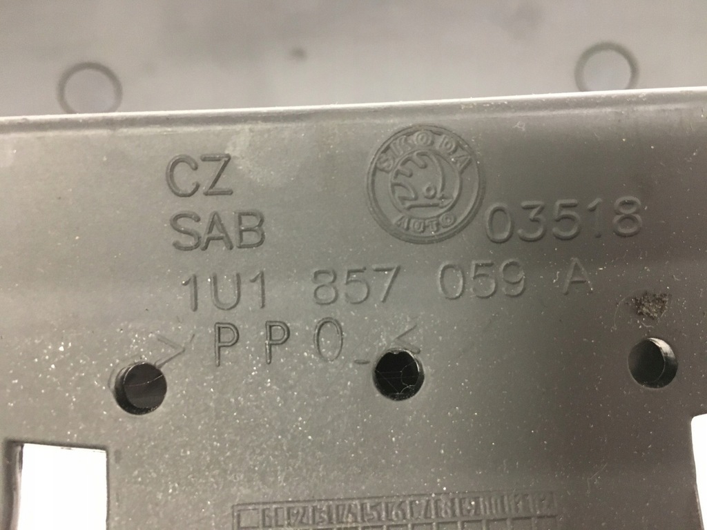 фото №12, 1u1857059a рамка спидометра skoda octavia 1 lift