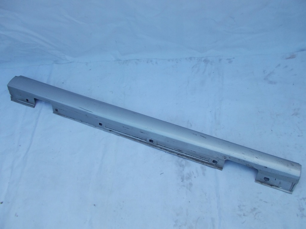 фото №1, Mercedes b w246 молдинг поріг поріг правий