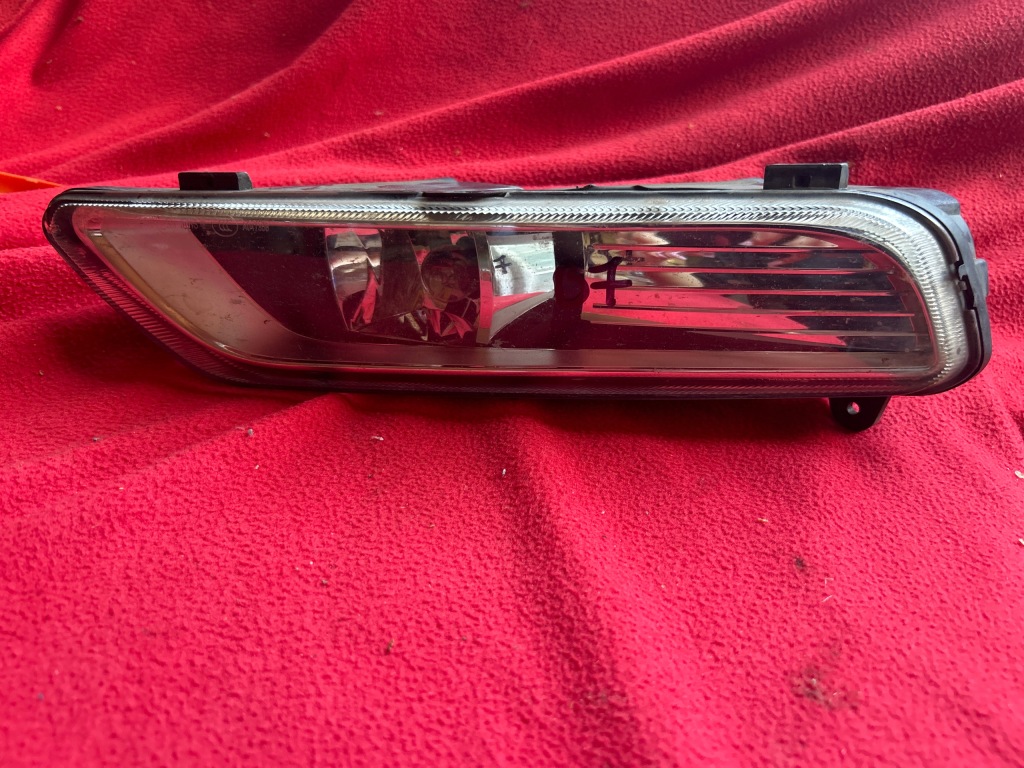 фото №1, Противотуманная фара левый vw passat b7 176.624-01