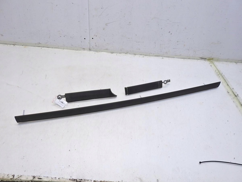 фото №11, Молдинг кровельная крыша правая mazda 5 i lift