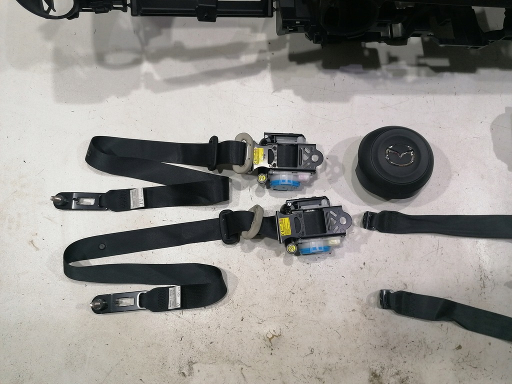 фото №7, Mazda cx3 lift приборная панель консоль подушка безопасности подушки безопасности ремни оригинал демонтаж