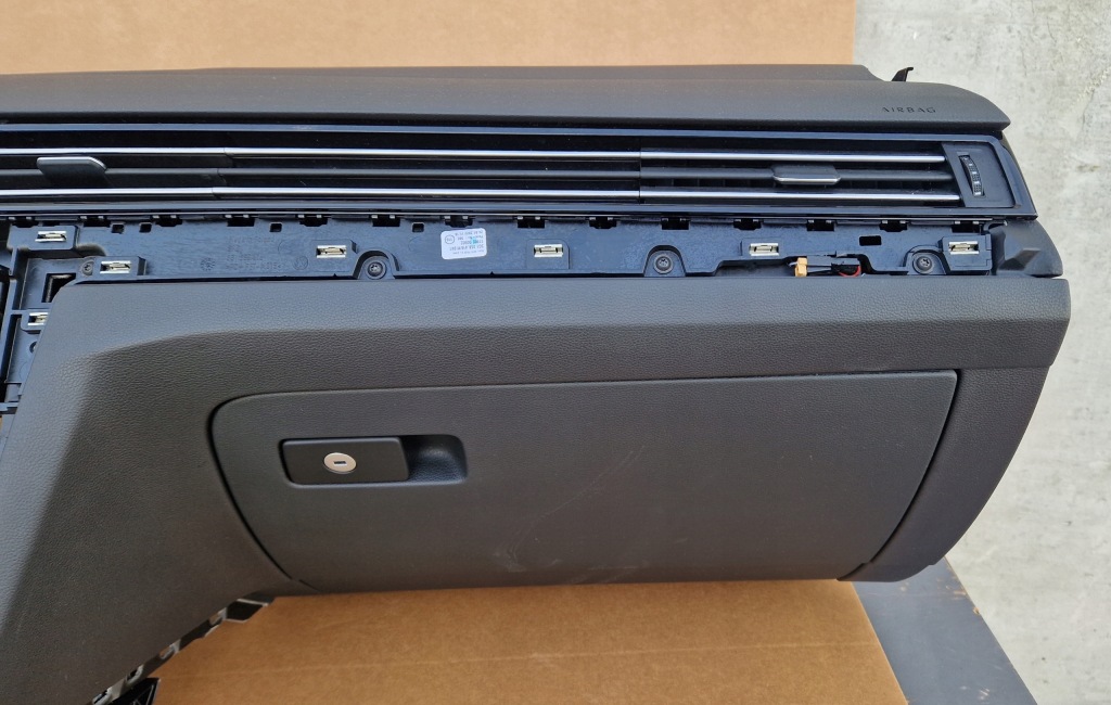 фото №6, Консоль панель приладів приладова vw passat b8 lift оригінал jak nowa