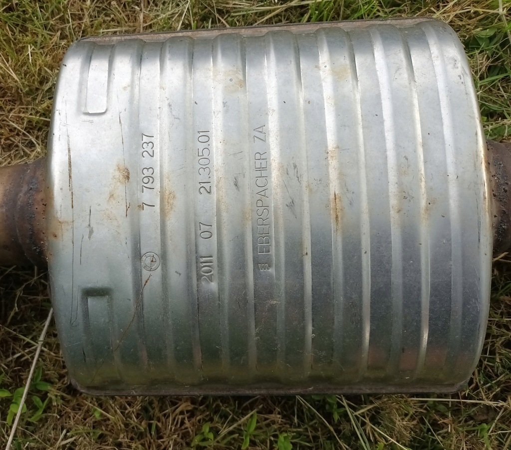 фото №7, Гаситель выхлоп bmw 3 e90 e91 e92 3,0 d 7096011 7793237