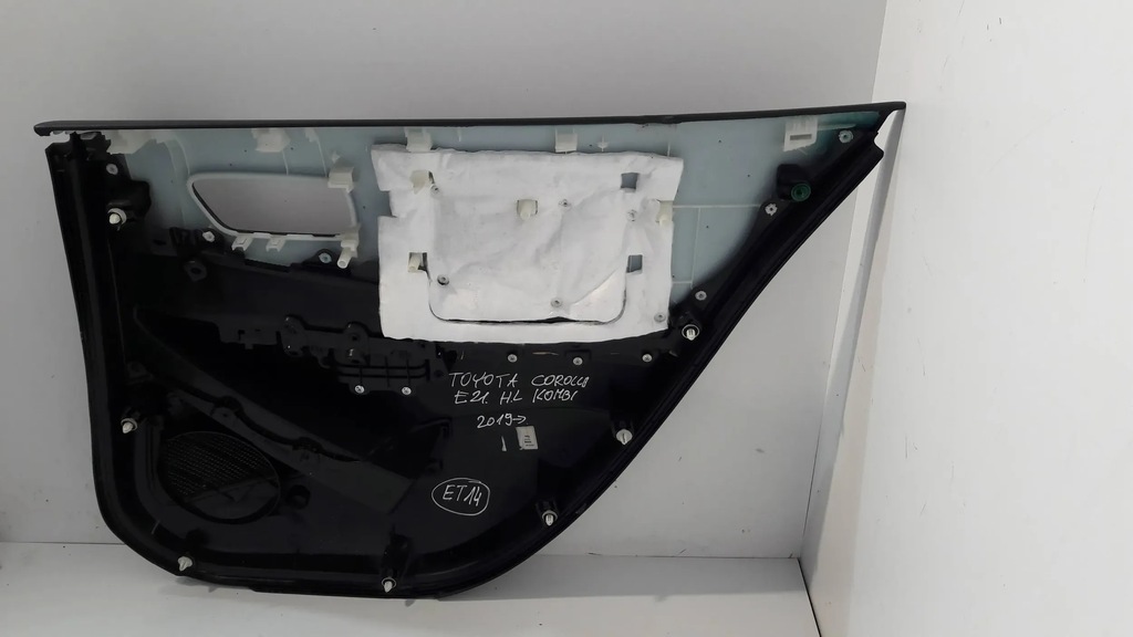 фото №10, Toyota corolla e210 e21 обшивка двері задній лівий kombi 67614-02700 et14