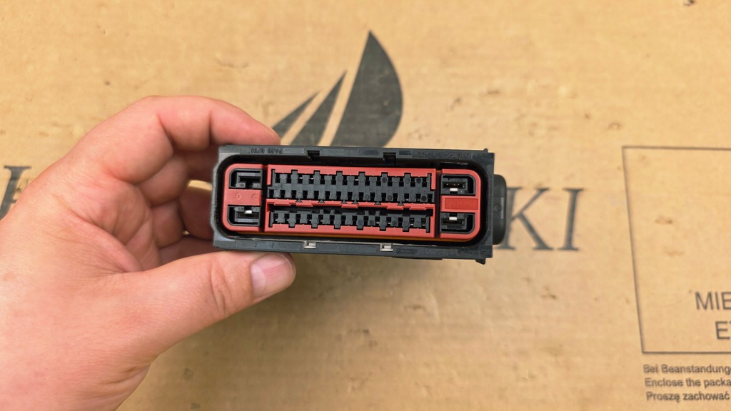 фото №12, Ford focus mk3 c-max mk2 2011 r. колодка штекер насоса abs esp bv61-2c405-af