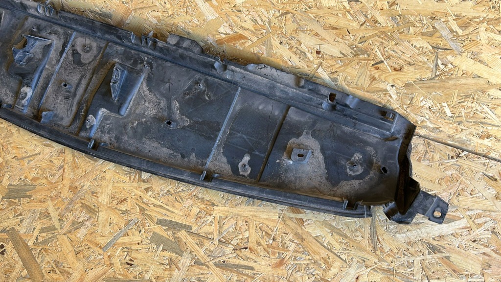 Жабо накладка нижняя нижние toyota proace 16- Киев