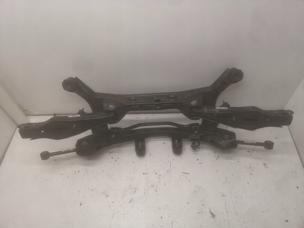 фото №1, Tucson iii підрамник підрамник задня