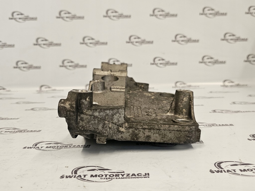 Vw polo 1.8 t gti bjx 150km кронштейн генератора 06a903143n Недорого