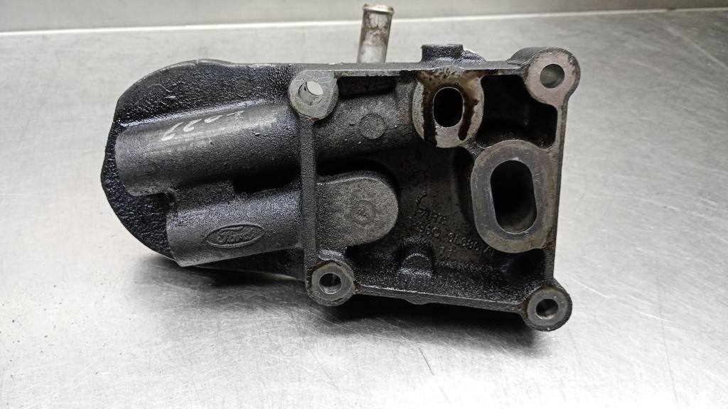 Основание фильтра масла радиатор ford focus mk1 1.8 tddi 90km Недорого