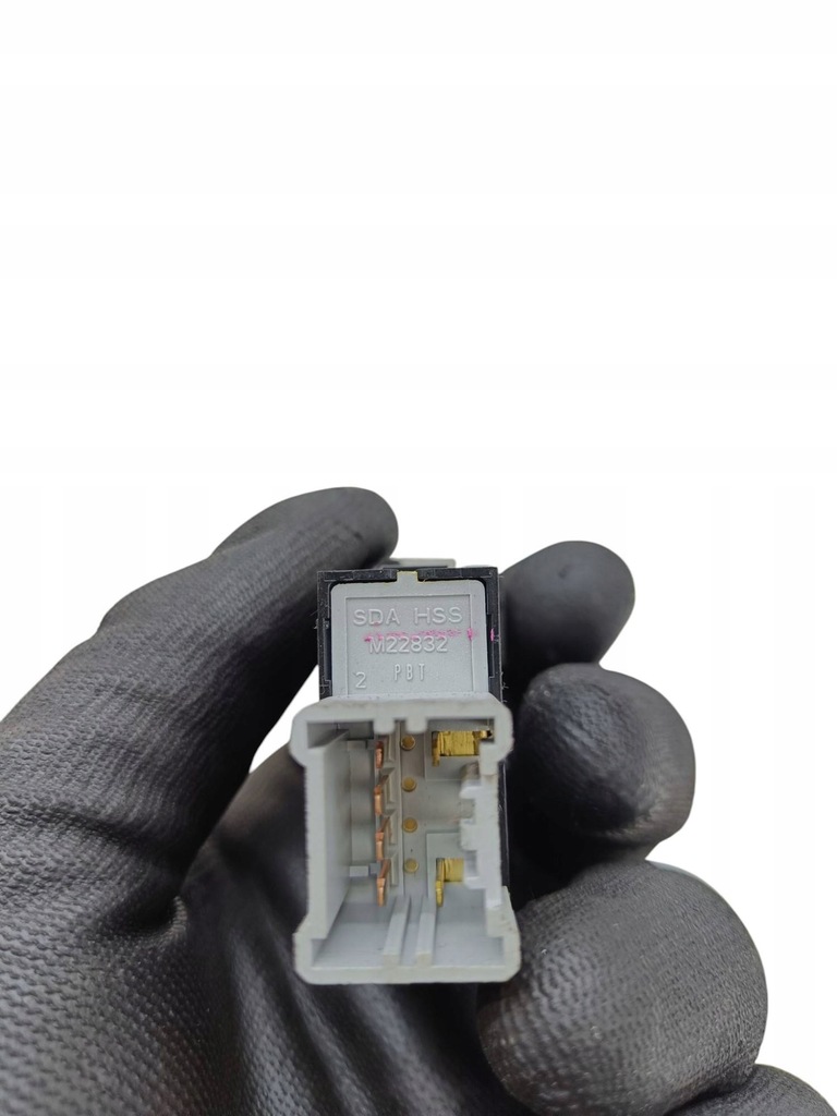 фото №10, Honda fr-v 2008 перемикачі підігрів сидінь