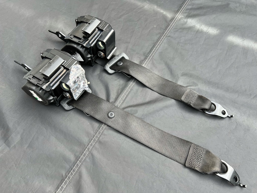 фото №5, Натяжители задних ремней левый правый bmw 7 g11 g12