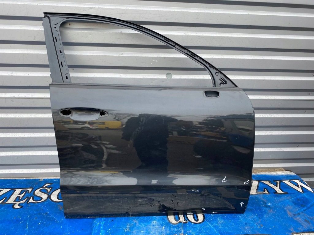 фото №1, Двері передні праве porsche macan 95b 95b831312a