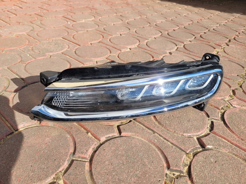 Купити Фара led drl лівий перед хром citroen c3 aircross 9822790680