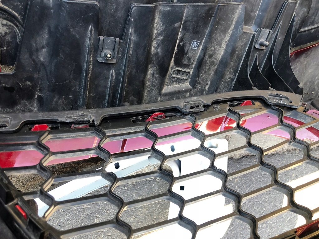 фото №12, Alfa romeo giulietta veloce бампер передний pdc