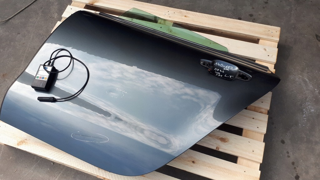 фото №1, A7 4g s7 дверь левая левый задняя задние lz7s