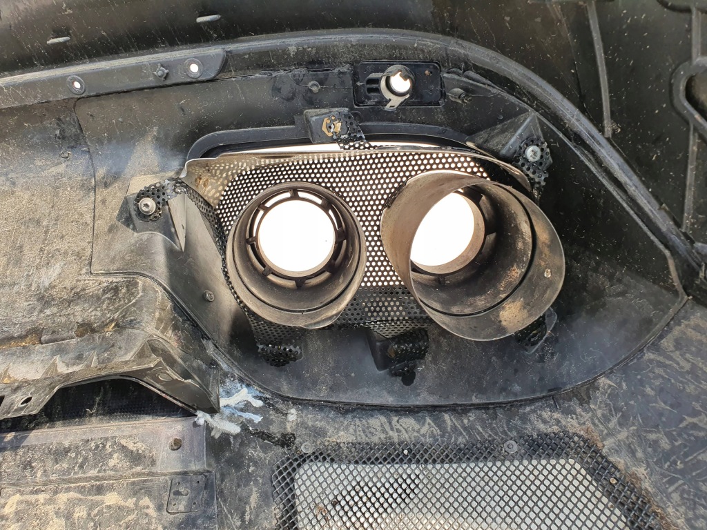 Ferrari f12 berlinetta бампер задний  задний выхлоп Недорого