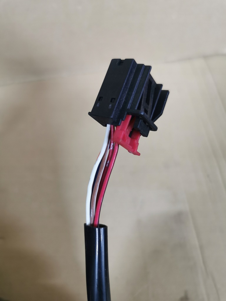 фото №5, Дзеркало праве skoda yeti 7pin