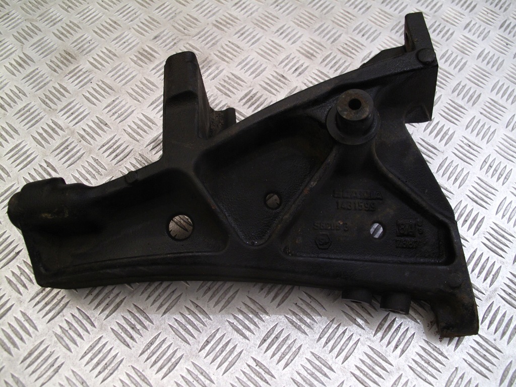 фото №1, Кронштейн балка бампера scania r