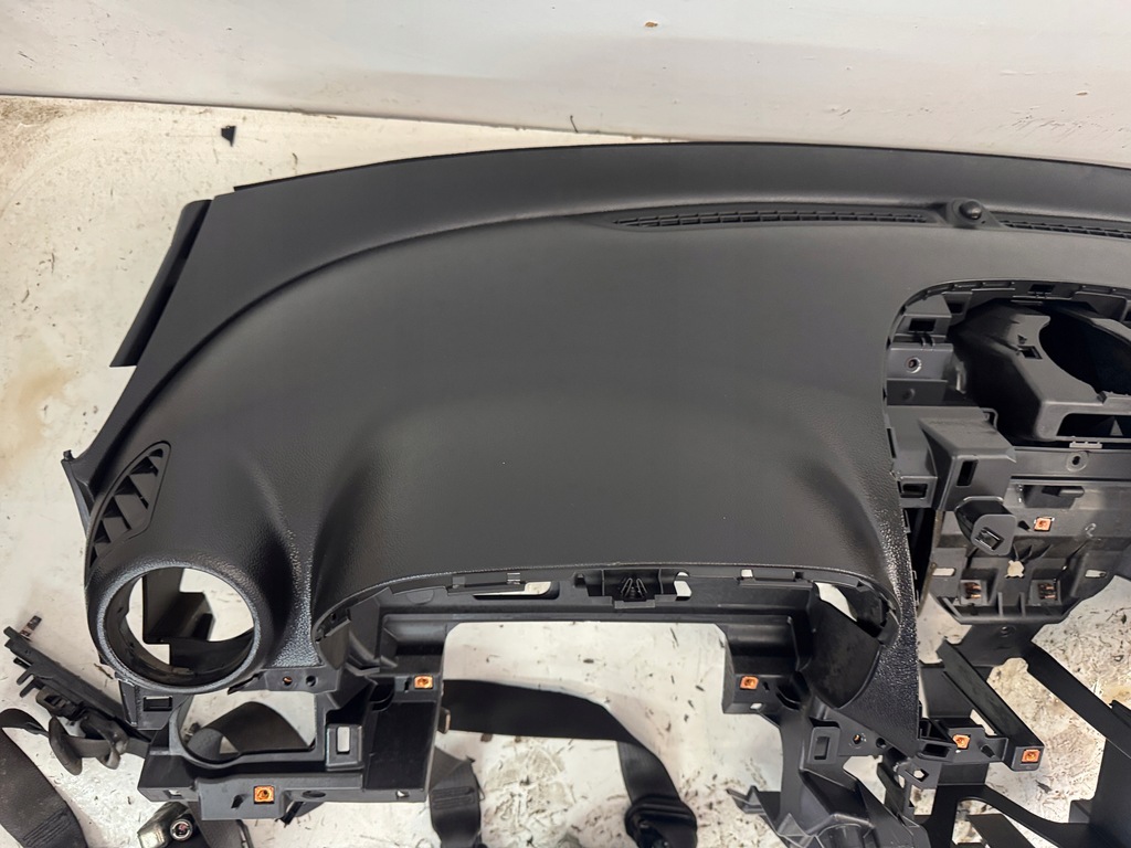 фото №7, Chevrolet orlando приборная панель консоль подушки безопасности ремни оригинал