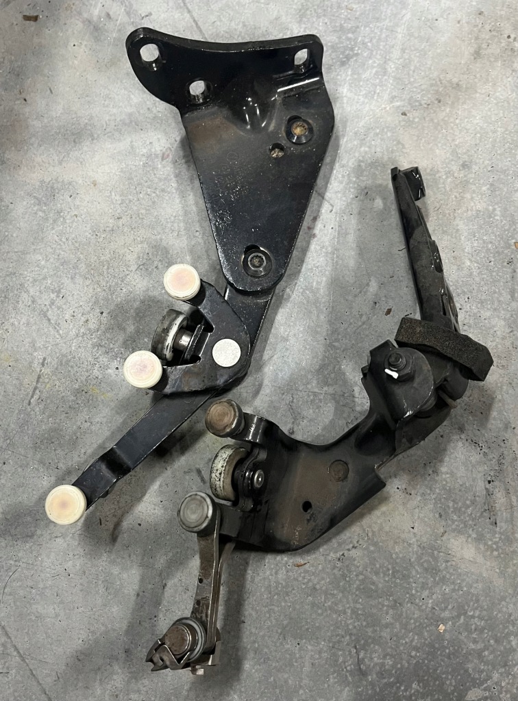 Купити Vw t6 петля ролик двері розсувних права elektr