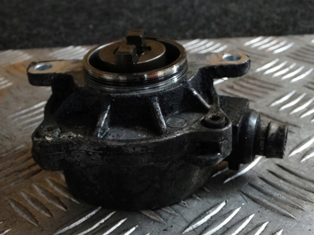 фото №3, Насос вакуум renault master 2.5dci 8200102535