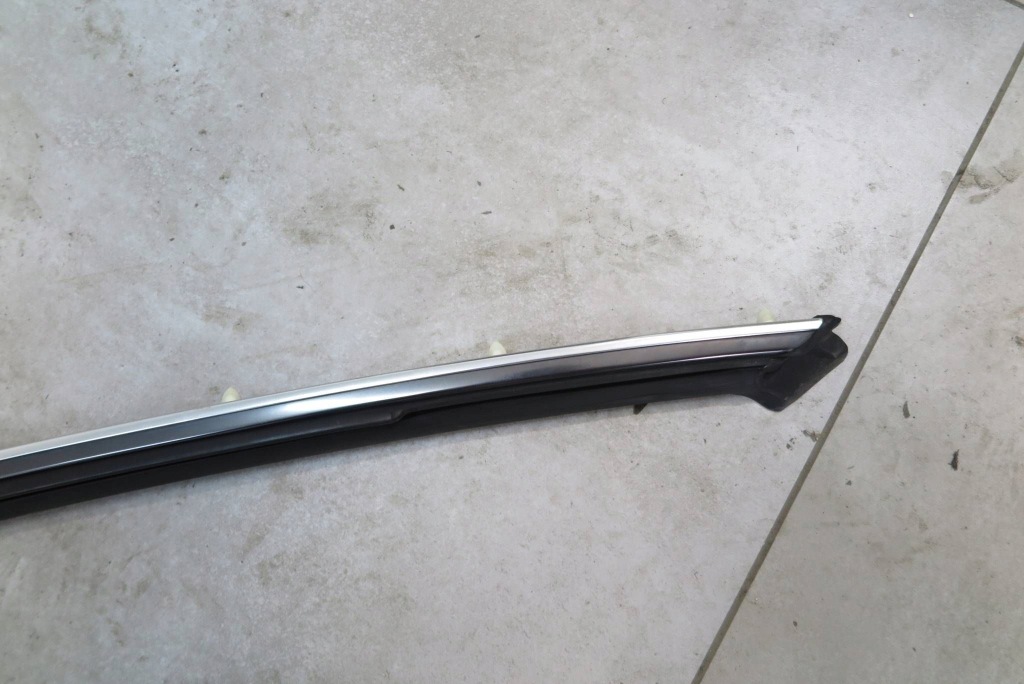 Молдинг кровельная крыша правая mercedes benz clk w209 рестайлинг в Украине