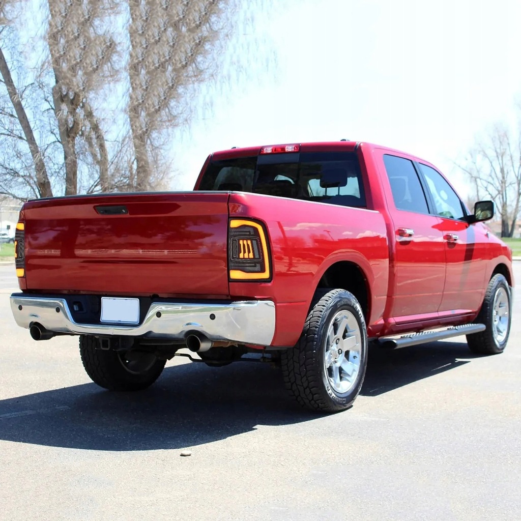 фото №12, Лампы задние vland led оранжевый поворотник динамические dodge ram iv 4 08-24