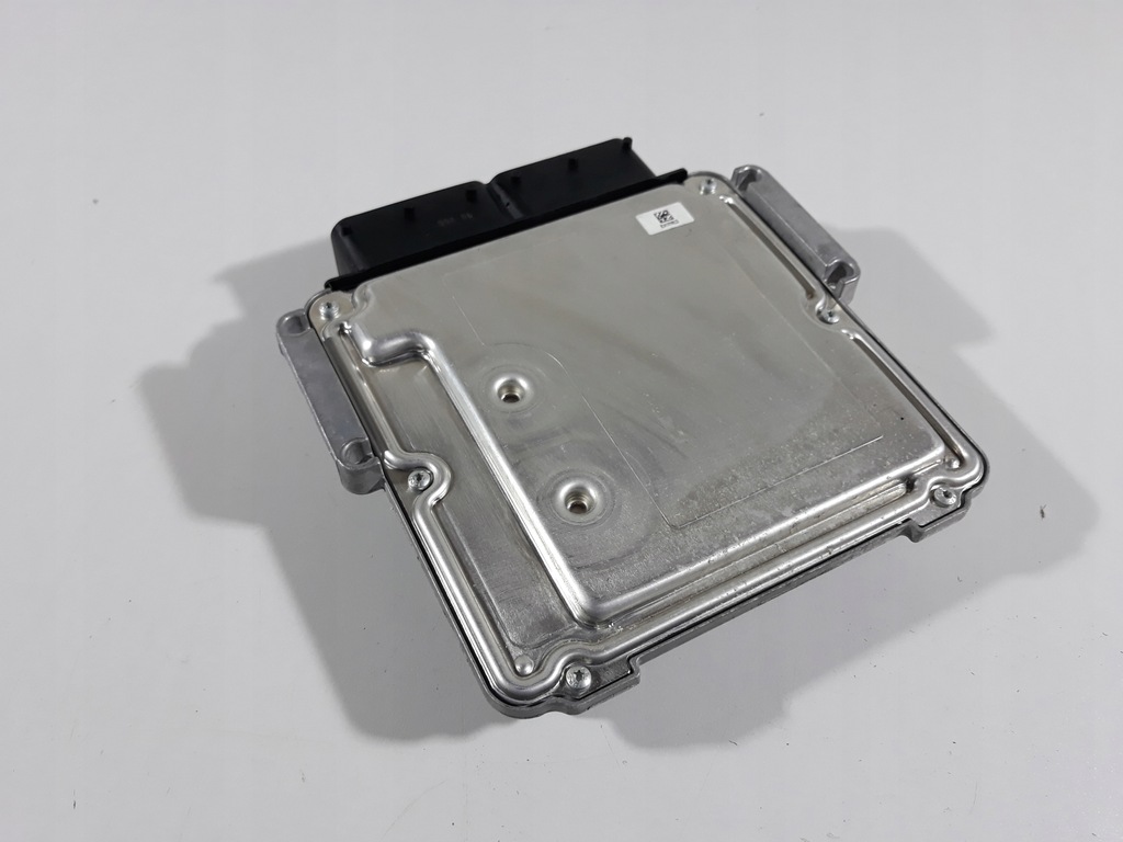 фото №9, Jaguar xe x760 2.0d 15r- бортовий комп'ютер двигуна h7a3-12c520-fdc