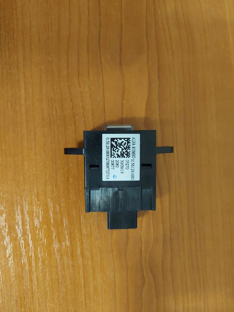 фото №1, Разъём usb alfa romeo giulia 01561291680