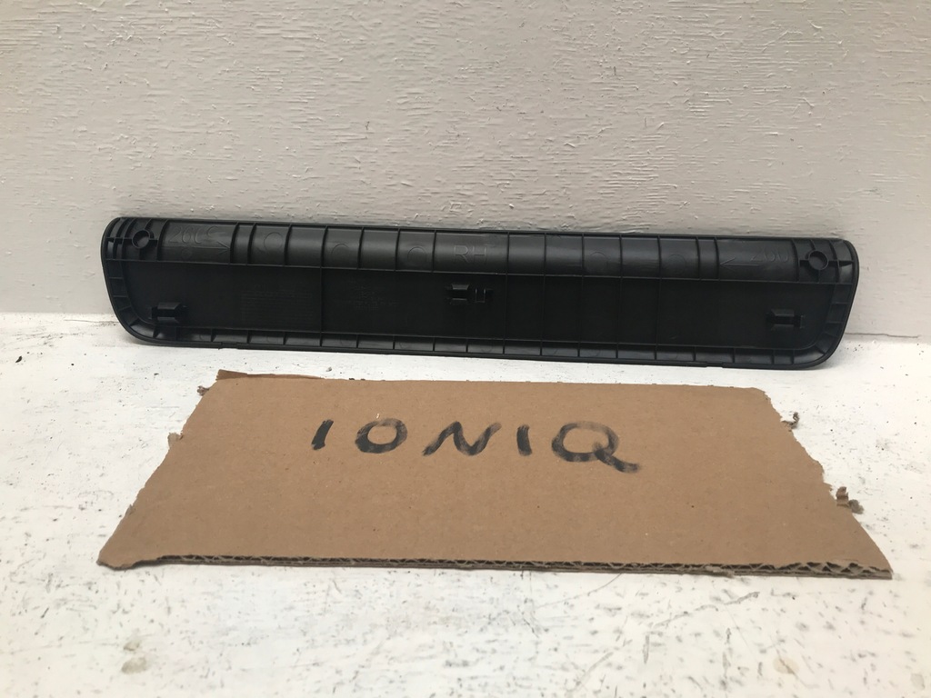 фото №2, Hyundai ioniq 5 молдинг поріг правий задня задня