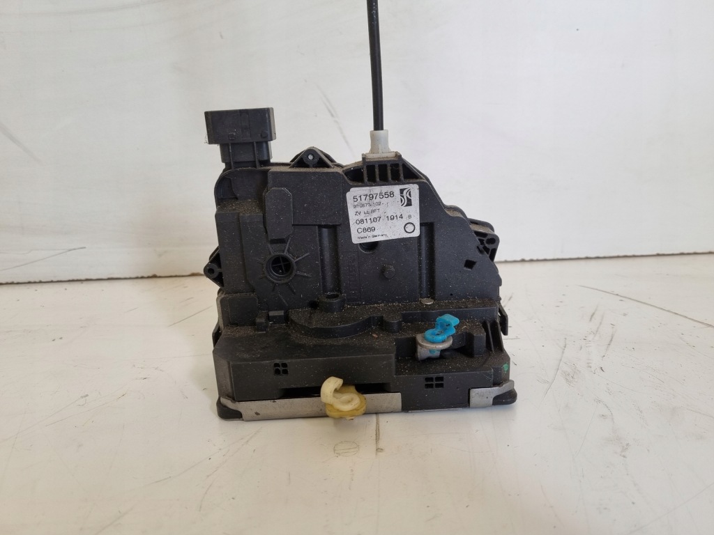 фото №1, Замок дверь правый перед 51797558 fiat grande punto