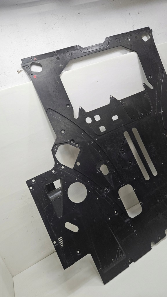 фото №6, Плита захист нижня задня задня ferrari sf90 864372