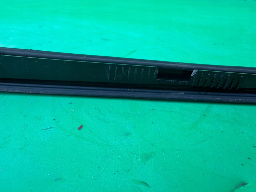 фото №9, Молдинг скло передньої лобове права 73152-sja honda legend iv kb1 04-12