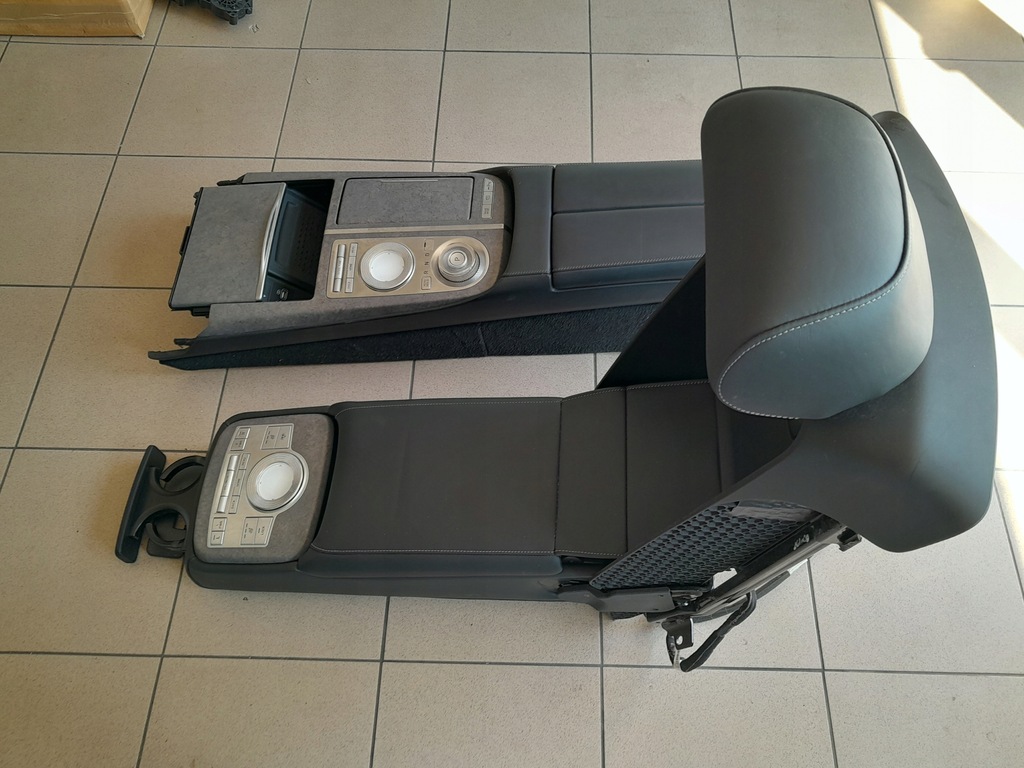 фото №12, Genesis g80 ii 2021- ev шторка обшивка багажника полка багажника обшивка