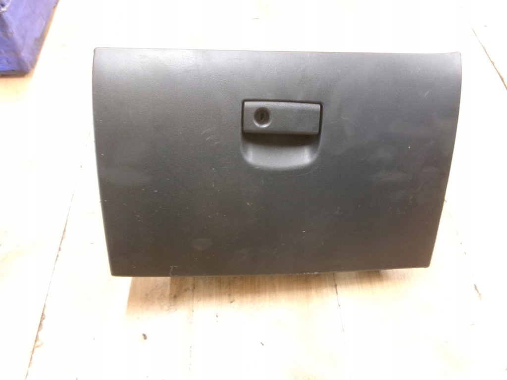 фото №1, Mazda rx8 бардачок пасажира europa