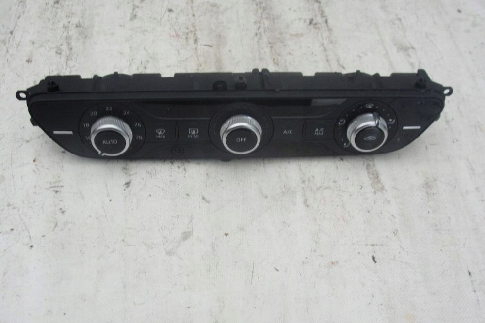 фото №1, Панель кондиционера audi a4 b9