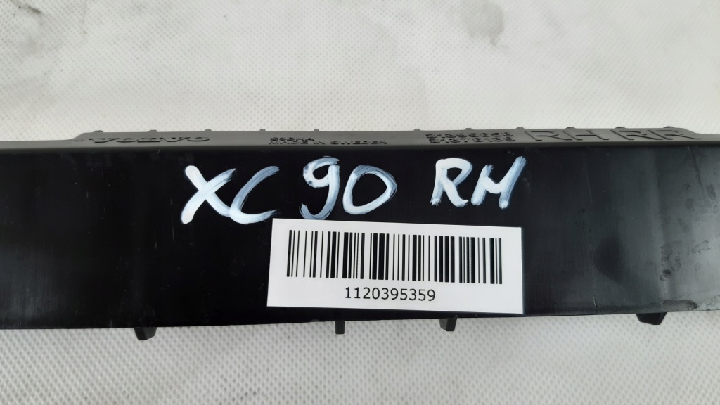 фото №6, Volvo xc90 ii направляющая накладки порога правый 31395858