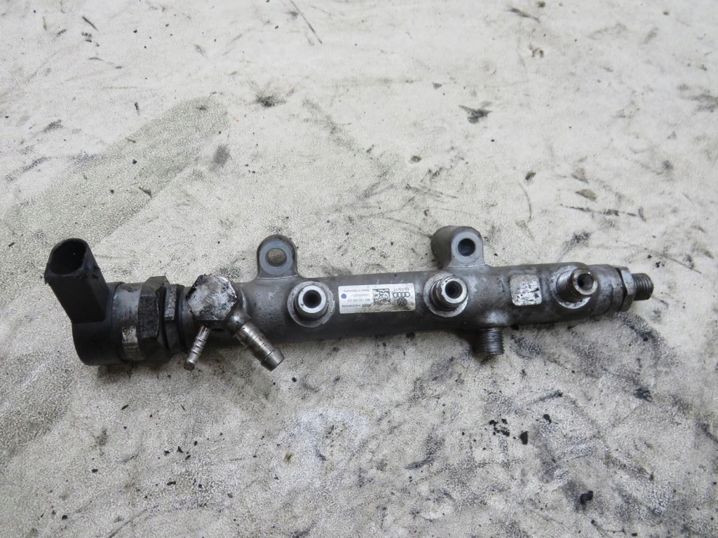 фото №2, Молдинг упорскування 3.0 tdi audi a8 d4 059130090bs