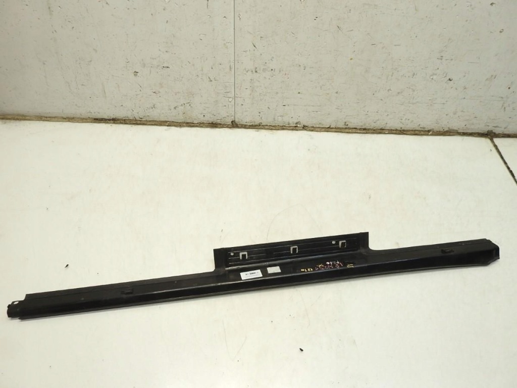 Накладка накладка порога  лівий передні  mercedes r w251 a2516800135 Доставка