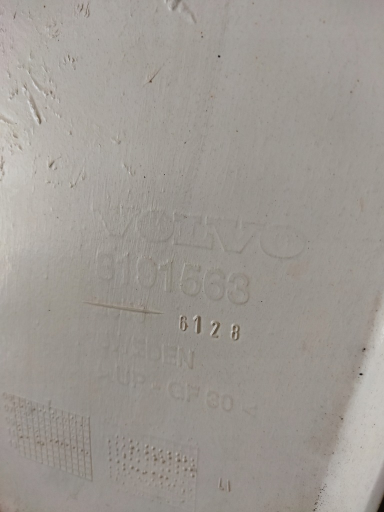 фото №4, Спойлер закабинный левый volvo fh euro5 8191563