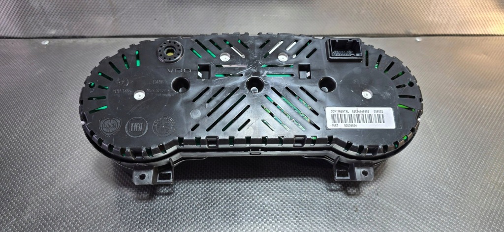 Alfa romeo mito 1.4 955b1000 2016 лічильник прилади спідометр 52006834 Доставка